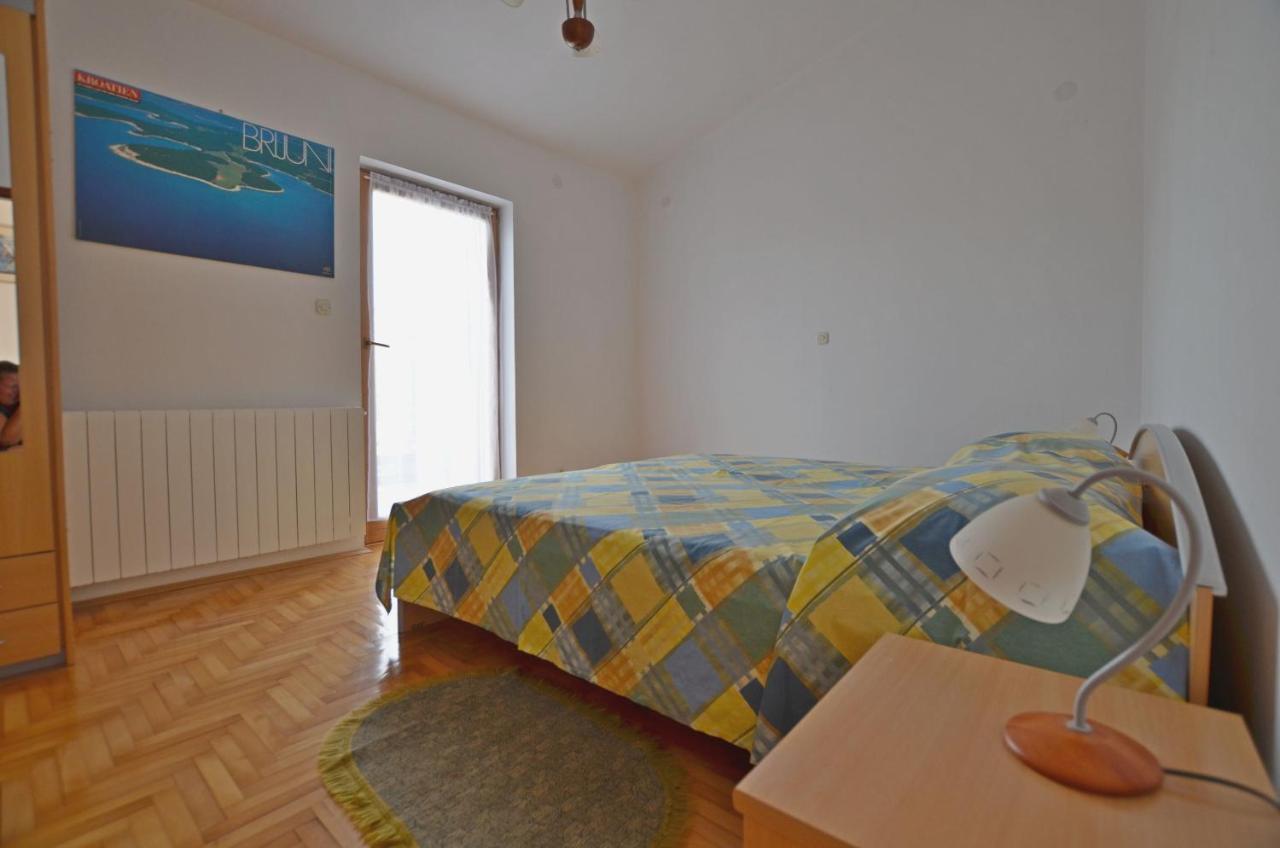 Apartments Josip Pavicini Buitenkant foto