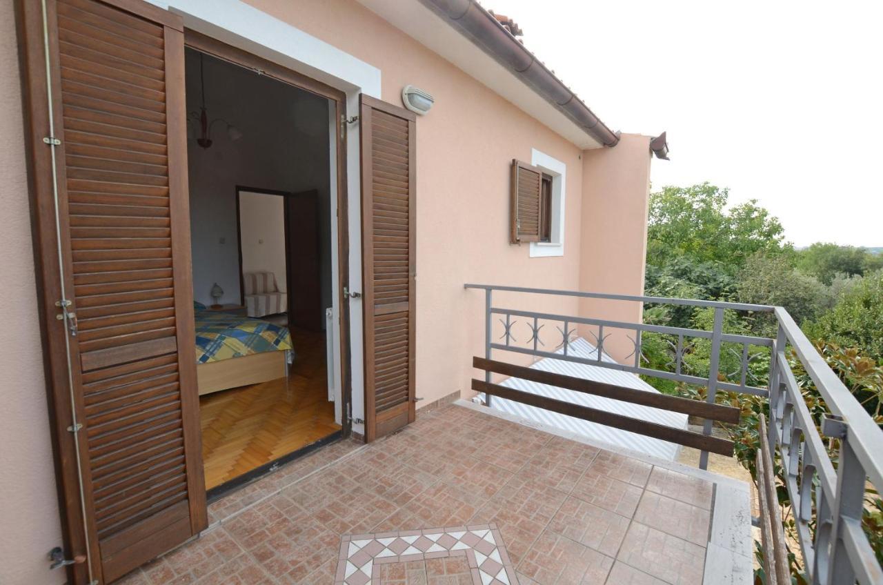 Apartments Josip Pavicini Buitenkant foto
