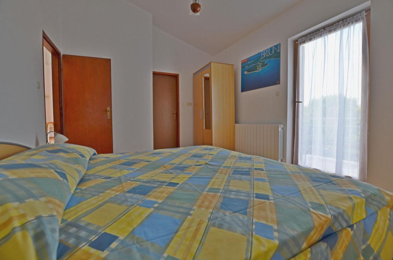 Apartments Josip Pavicini Buitenkant foto